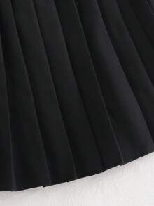 SHEIN Souflis 女童活力馬卡龍格紋領無袖百褶裙套裝，春夏新款輕盈舒適親膚 2 件套，適合畢業典禮、表演、生日派對、婚禮季節，學院風，青春清爽 - 藍色 - 查看 4