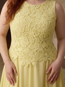MOTF PREMIUM PLUS SIZE CONTRAST GUIPURE LACE SLEEVELESS DRESS - Yellow - View 5
