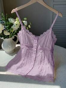 Comfortcana Áo blouse nữ dây mảnh cài nút viền ren xếp ly - Màu tím hoa cà - Xem 8
