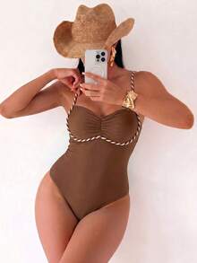 Bonvoyette Damen-Einteiler-Badeanzug für Frühling, Sommer und Herbst, Strandurlaub, neu, sexy, mit geflochtenem Seil, Farbverlauf-Digitaldruck und Farbverlauf-Netzrock, Premium-Badeanzug-Set - Mokka-Braun - Übersicht 2