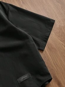 SWAVVY 男款字母印花牛仔短袖單排扣休閒襯衫 - 黑色 - 查看 5