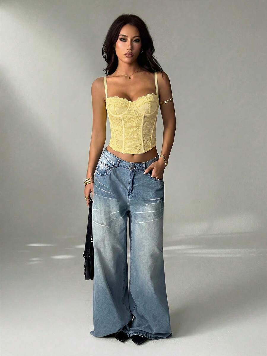 SHEIN PETITE 蕾絲透視束腰上衣 淡黃色 夏季 70年代風 舞廳夜店 派對迪斯可 無肩帶細肩帶上衣 可愛內衣式上衣 約會 通勤 小碼女款 - 鵝黃色 - 查看 1