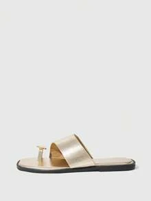 Sleekvia Sandalias planas cómodas y resistentes al desgaste, versátiles, con detalles metálicos para uso en exteriores - Dorado - Ver 7