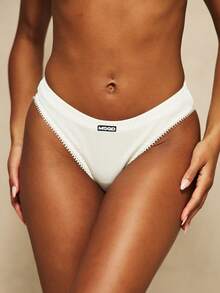 MISSGUIDED X Carli Bybel Ribbed Cap Sleeve Bralette And Thong Panty Set With Logo Badge Intimate Co-Ord Lingerie Set - White - View 4
