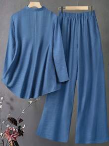 EMERY ROSE Plus Size Women's Spring/Summer Casual Crinkle Notch Collar Short Sleeve Pullover Shirt And Straight Leg Casual Pants With Pockets 2-Piece Set, Simple Casual Work Commute Daily - Blue - View 2