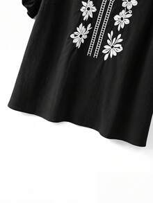 Blus Linhara Plus Size Wanita Gaya Pastoral Minimalis Kasual Leher V Kecil, Katun Bordir Terposisi Modis dengan Manset Berkerut Longgar - Hitam - View 5