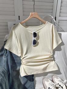 SHEIN EZwear 大码女式夏季纹理面料T恤，弹力度假风T恤 - 米色 - 查看 3