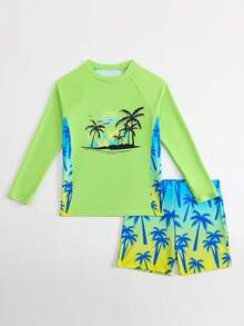 SHEIN 青少年男孩泳裝 鮮豔衝浪風 螢光綠主色 胸前黑色棕櫚樹太陽海鷗島嶼剪影印花 側邊藍黃漸層棕櫚樹印花 圓領長袖剪裁 褲子藍黃漸層底色配藍色棕櫚樹印花 2件組 時尚休閒 適合游泳、夏季度假、海邊沙灘、泳池夏季假期派對 - 綠色 - 查看 7