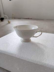 極簡純白浮雕瓷器｜屬於慢時光下午茶餐具。奶油白瓷杯搭配浮雕圖案與復古濾網 - 彩色 - 查看 6