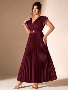 Cravure Robe longue décontractée bordeaux pour femmes grande taille, élégante et décontractée pour l'été, avec manches à volants froncés, décoration de boutons métalliques, taille froncée au dos, taille affinée et ourlet plissé - Rouge foncé - Voir 4