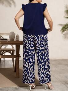 Comfylo Plus Size Casual Solid Color Top And Leopard Print Pants 2 Pieces Set - Navy Blue - View 2