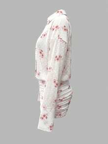 Cévolie Gaun Mini Kemeja Wanita Lengan Panjang Bahu Jatuh dengan Motif Bunga dan Detail Kerut - MultiWarna - View 3