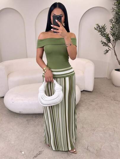 SOLERSUN Vestido elegante y sexy para mujer con hombros descubiertos y cintura ajustada, perfecto para un look relajado y de vacaciones. Un nuevo estilo de 2026, este vestido de playa para vacaciones es ideal para vacaciones de verano y tiempo libre. Este vestido de punto a rayas verdes es perfecto para vacaciones en la playa, citas, salidas casuales, festivales de música y diversas actividades vacacionales. Elegante y sexy, este vestido verde es la elección perfecta para vacaciones en la playa, salidas diarias, viajes a la y citas en la playa.