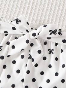 SHEIN Playful Pals 2件組女嬰可愛Y2K波點蝴蝶結荷葉袖軟綿套裝，背心上衣搭配寬腿褲，夏季度假海灘穿搭 - 黑與白 - 查看 5