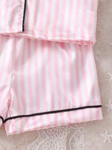 SHEIN 2pcs/Set Baby Girl Home Pajamas With Exquisite Embroidered Pattern, Matching Satin Trim - Pink - View 3