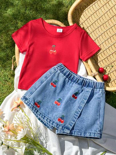 Vintaside Kids Bộ 2 món áo thun ngắn tay thêu anh đào đỏ ngọt ngào dễ thương & chân váy quần denim cho bé gái mùa hè, dáng rộng thoải mái, phù hợp mặc hàng ngày, đi chơi, tụ họp gia đình, chụp ảnh và dự tiệc