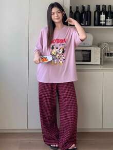 Dazy Plus 可愛卡通印花圖案寬鬆短袖上衣格紋長褲家居服大尺碼女款春夏季睡衣套裝 - 粉色 - 查看 7