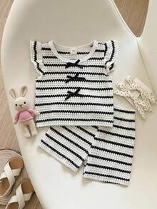 SHEIN Infant/Toddler (Girl) Striped Pattern Bow Decor Flutter Sleeve T-Shirt And Shorts Set - Black and White - View 3