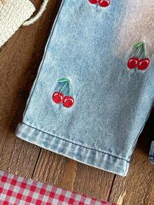 SHEIN Playful Pals 1件女嬰藍色牛仔休閒可愛刺繡花卉吊帶連身長褲，適合外出與派對，秋季穿著 - 紅色 - 查看 3