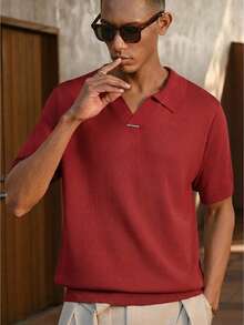 Vientiro Men's Solid Color V-Neck Fashion Knit Short Sleeve Top - Red - View 1