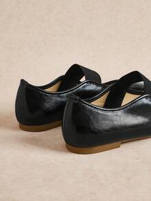 Rosivie Women's Fashionable Casual Commute Metallic Flats Valentine's Day - Black (oily skin) - View 6
