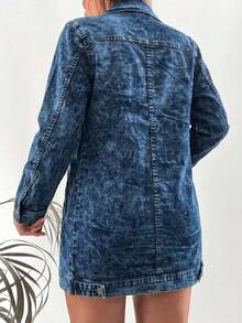 EURMUSE Camisa de mezclilla de manga larga con botones para mujer – Camisa de jean casual y ligera - Azul lavado oscuro - Ver 2