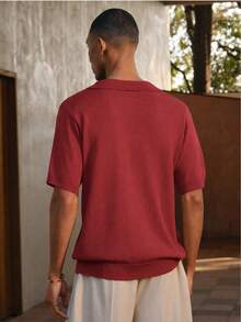Vientiro Men's Solid Color V-Neck Fashion Knit Short Sleeve Top - Red - View 5