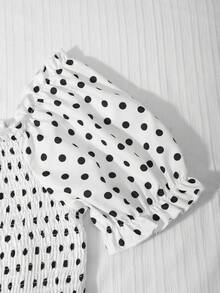 SHEIN 女童甜美度假風經典圓點印花泡泡袖洋裝，舒適面料具自然蓬鬆感與垂墜度，A字版型大裙擺修飾身形顯瘦，適合各種身型，無論度假、通勤或派對穿著皆能輕鬆打造活力青春造型，春夏吸睛穿搭首選 - 白色 - 查看 6