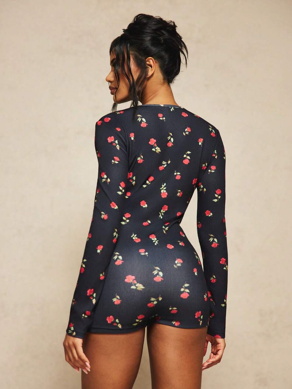 MISSGUIDED X Carli Bybel Floral Rose Print Long Sleeve Romper V-Neck Ribbed Knit Short Jumpsuit Spring Party Night Out