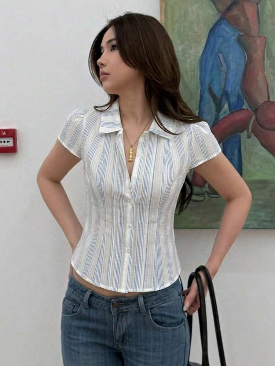 DAZY Solid Color Turn-Down Collar Slim Fit Short Sleeve White Women's Shirt - Blue - View 1