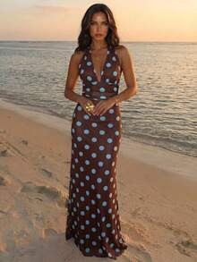Vestido de mujer para vacaciones con escote en V profundo, cuello halter plisado, extra largo y con estampado de lunares - Marrón - Ver 2
