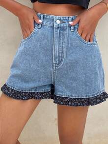 DAZY Shorts vaqueros de mujer con parches florales - Azul - Ver 5