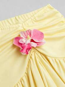 Sweetra Plus Size Spring New Design-Driven High Street Elegant Loose Slim Fit Off-Shoulder Vintage Sexy Versatile Comfortable Outdoor Green 2-Piece Set - Light Yellow - View 5