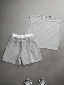 STYNVO Setelan Kasual Pria: Tank Top Leher Bulat dan Celana Pendek dengan Motif Huruf - Grey - View 2
