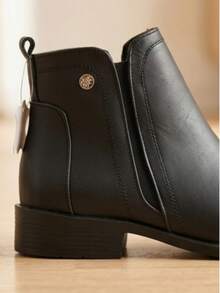 Women's Leather Lining Short Boot - Hitam - View 3