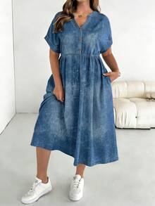 SHEIN CURVE+ Dark Blue Women's Plus-Size Loose Printed Dress,Sommar Casual Vacation Short-Sleeved Pocket Dress,Comfortable Church Homecoming Teacher Outfits - Blue - View 3