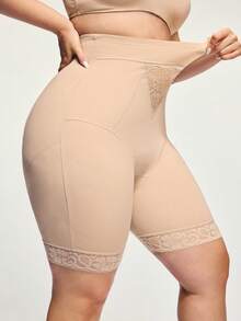 SHAPORA Plus Size Women Solid Color Contrast Lace High Waist Mid-Thigh Shorts - Apricot - View 2