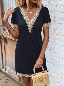 SHEIN PETITE 女款時尚V領復古刺繡蕾絲短袖休閒寬鬆黑色夏季波西米亞風繫帶度假洋裝，適合音樂節，適合嬌小女性 - 藏蓝色 - 查看 4