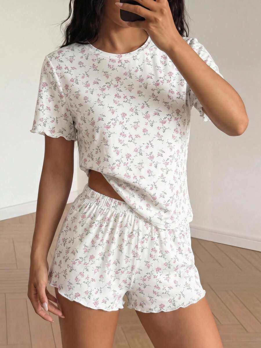 SHEIN 青少年女孩/青少年女孩碎花圓領T恤與短褲睡衣套裝,休閒舒適居家服 - 淺粉色 - 查看 1