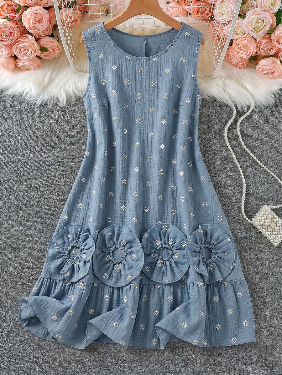 SHEIN LUNE 大尺碼女款度假風雛菊刺繡荷葉邊圓領洋裝 - 彩色 - 查看 1