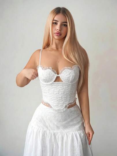 Sweetina Vacation Style Hollow Embroidery Camisole Tank Top