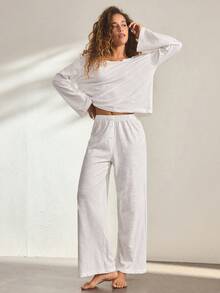 Ocili 2 pièces Ensemble décontracté de haut à manches longues en coton doux et confortable et short, short avec faux devant et boutons coquillages, ensemble de pyjama minimaliste pour femmes - Blanc - Voir 2