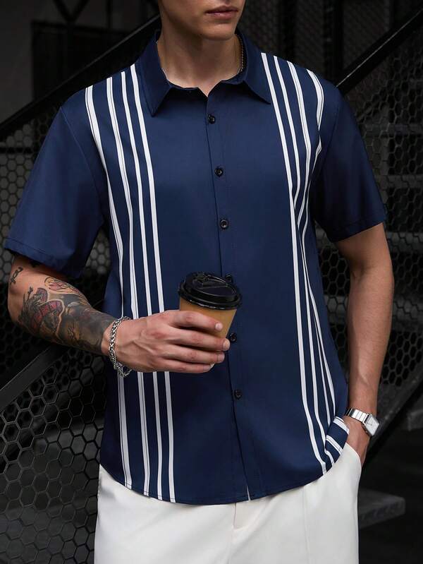 Manfinity CasualCool Men's Casual Vacation Striped Shirt