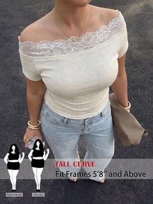 SHEIN Tall CURVE 大码女式纯色撞色蕾丝不对称肩短袖T恤 - 杏色 - 查看 1