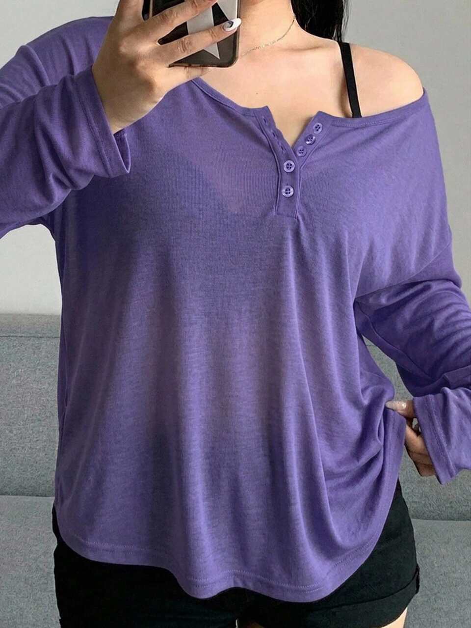 Dazy Plus Solid Color Large Scoop Neck Half-Open Placket Long Sleeve T-Shirt Spring/Summer Oversized Tshirts For Women
