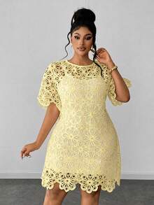Maweii Vestido de talla grande de unicolor con cuello redondo y manga corta con diseño calado - Amarillo claro - Ver 4