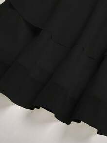 SHEIN 青少年女孩青少年女孩洋裝 春夏新款 素色黑色抹胸抓皺貼身荷葉邊裙襬洋裝 可愛夏日洋裝 早午餐洋裝 黑色洋裝 - 黑色 - 查看 7
