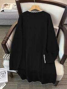 GlowEve CURVE Plus Size Elegant Colorblock Wavy Edge Long Sleeve Cardigan - Black and White - View 2