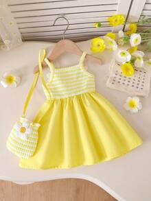 SHEIN Playful Pals Baby Girls Summer Orange & White Sweet Fresh Floral Decor Camisole Dress With Matching Small Crossbody Bag, Loose Skirt Fit, Suitable For Daily Outings, Casual Trips, Family Gatherings, Summer Picnics - Yellow - View 2