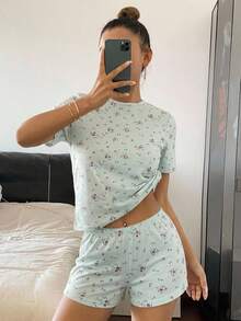 Livesso Sweet Floral Short Sleeve T-Shirt And Short Pajama Pants 2pcs Set Summer Outfit Women's Pajama Set - Olive Green - View 7